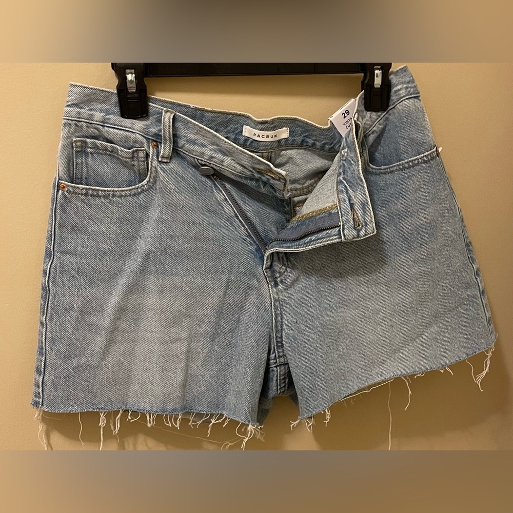 New Pacsun Cut-off Denim Shorts Size 29